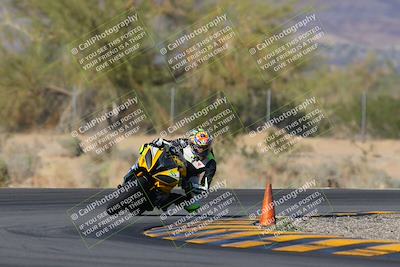 media/Nov-06-2022-SoCal Trackdays (Sun) [[208d2ccc26]]/Turn 6 (145pm)/